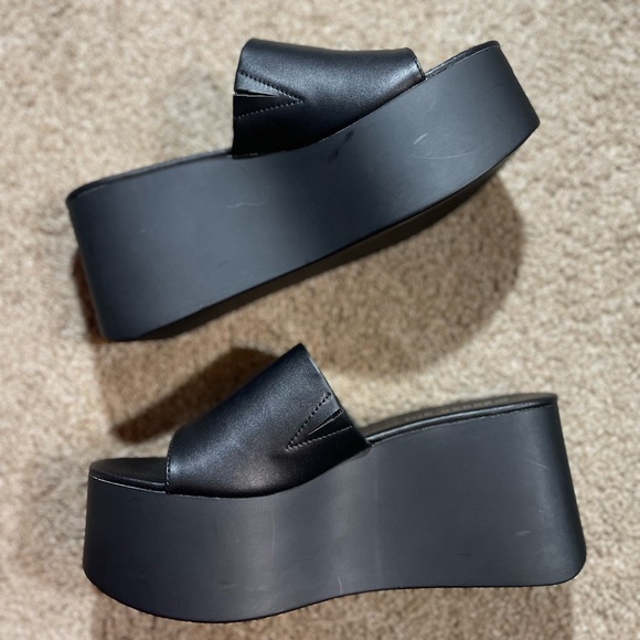 MADDEN GIRL COOKIIE PLATFORM WEDGE MULES - Picture 12 of 13